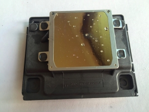 Печатающая головка WF-7015 / WF-7525 / WF-7515 [F190020]